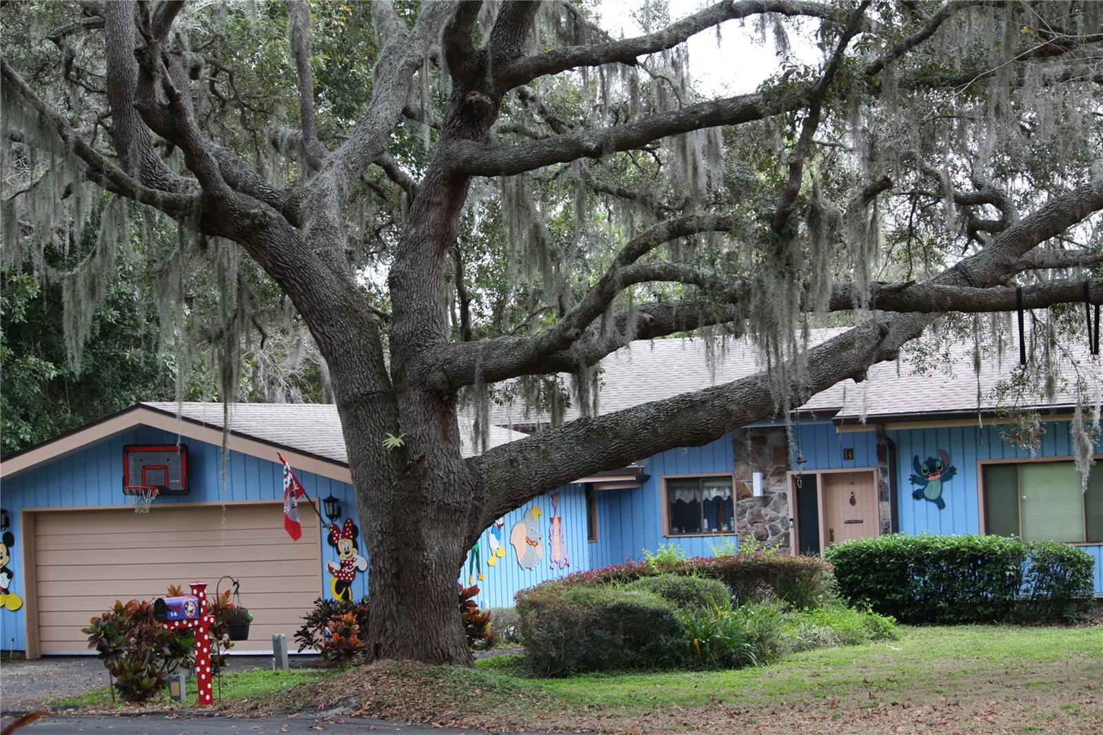 GRENELEFE TWNHSE AREA 30-LEFT - Residential