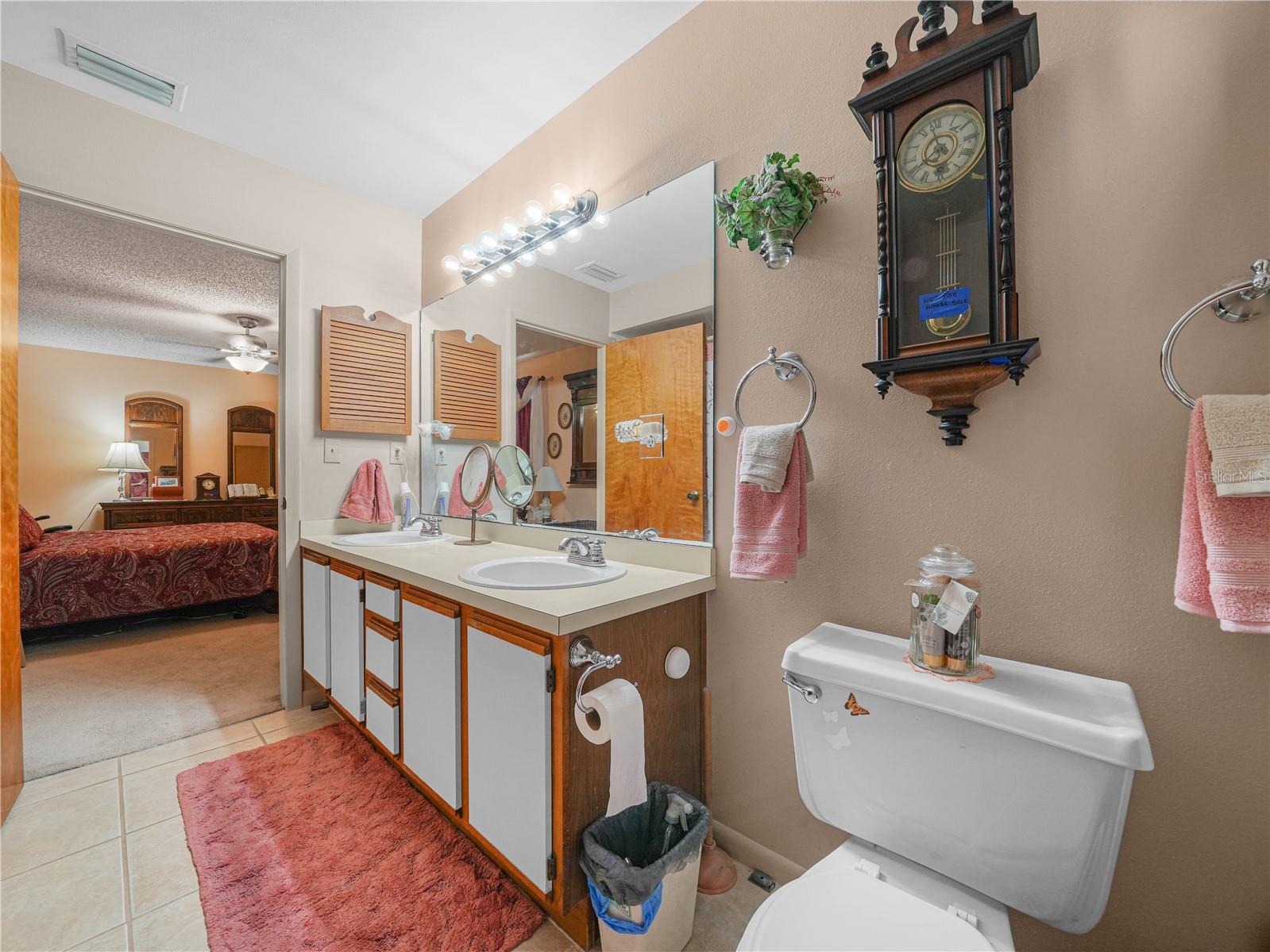 GOLDENBOUGH T A YARNELL - Residential