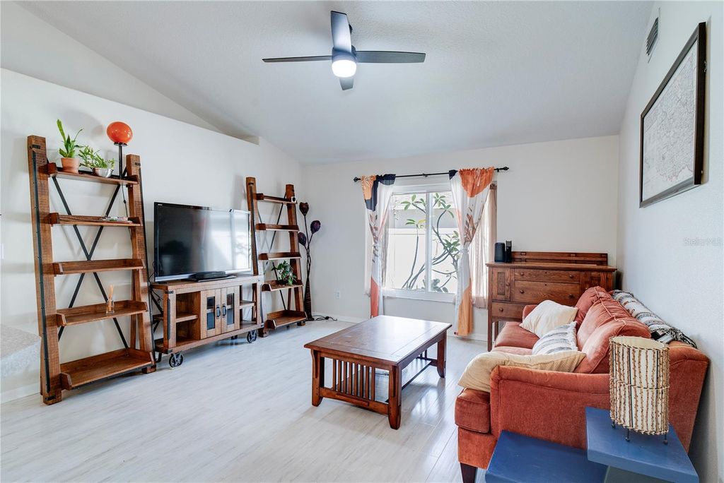 Photo of 1112 Windy Bluff Drive, Minneola, FL 34715 (MLS # O6350924)