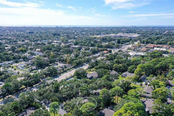 4799 OAK FOREST DR W APT 43, SARASOTA, FL 34231 - Image e6b508c365b4e673d0c6702ab524eec7/3888540595