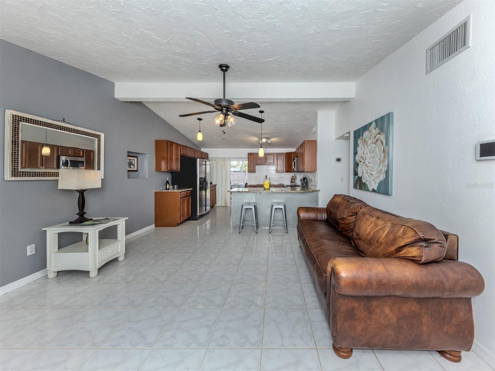 8132 COCO SOLO AVENUE