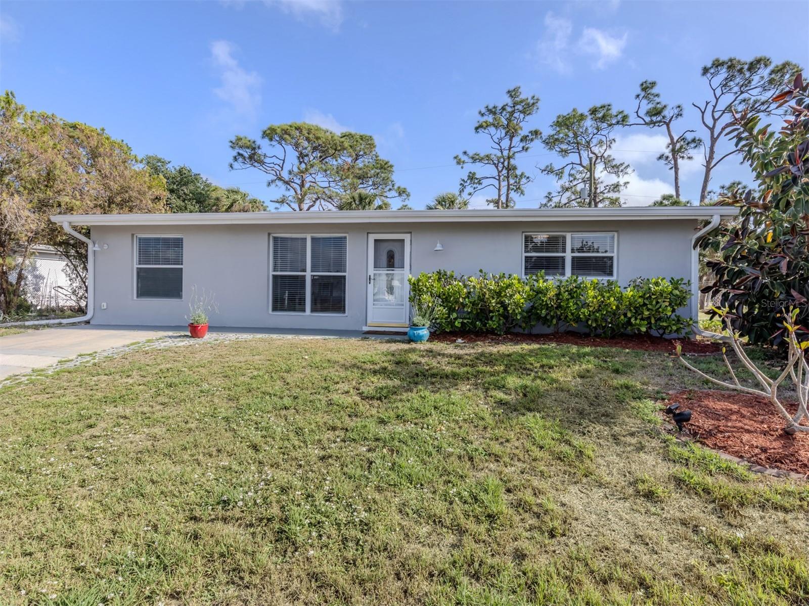 8132 COCO SOLO AVENUE