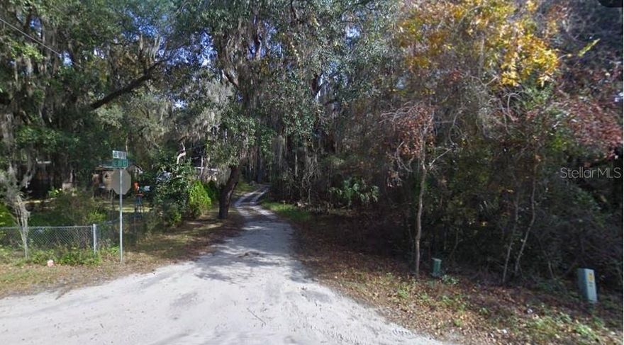 Half-Acre Lot in Citra – Ready for Your Vision!

Own 0.51 acres of residential-zoned land (R4) in the quiet Meadows Unit 3 area of Citra. This property once had a home and still includes a septic system and well (installed 1986). Ideal for building a new home or placing a manufactured home. Peaceful rural setting with no HOA and easy access to Ocala.