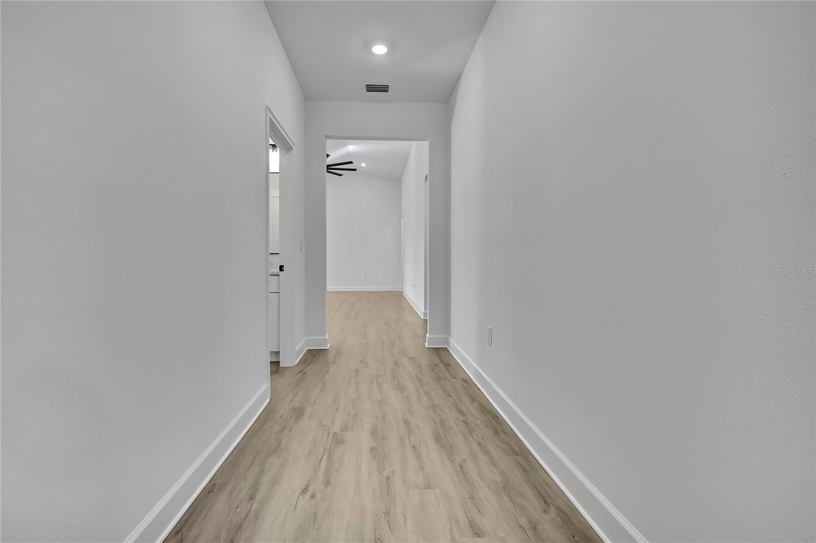 ROYAL HIGHLANDS - Residential