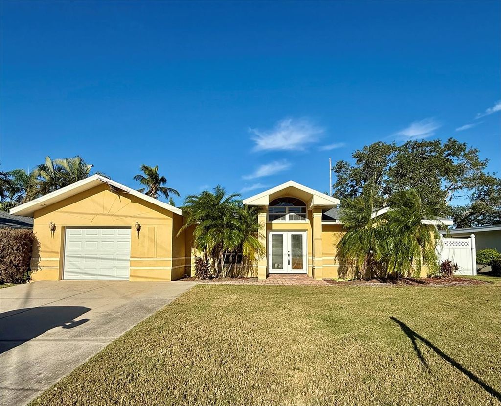 Photo of 15918 Redington Drive, Redington Beach, FL 33708 (MLS # TB8319385)