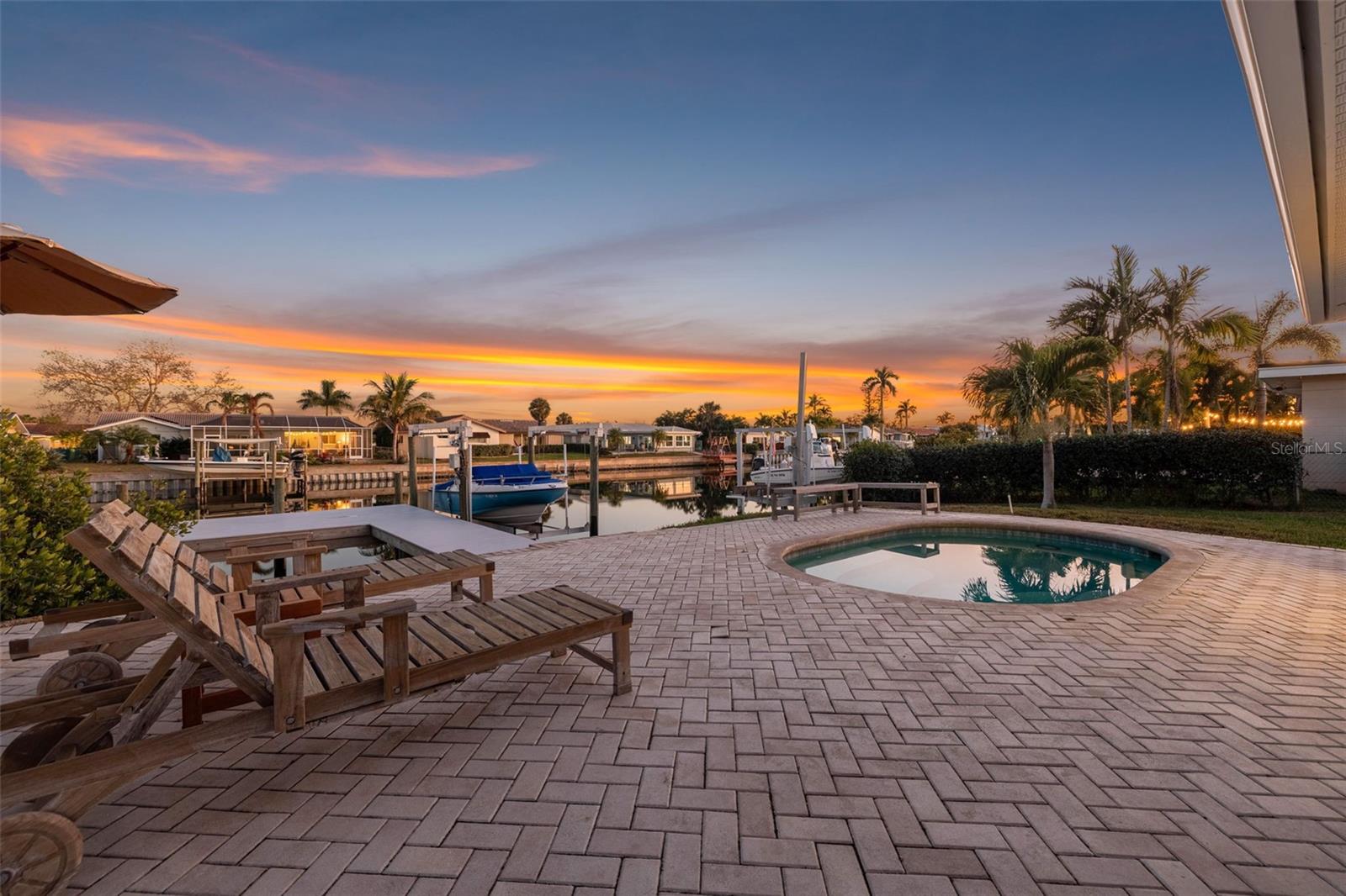 VENETIAN ISLES - Residential