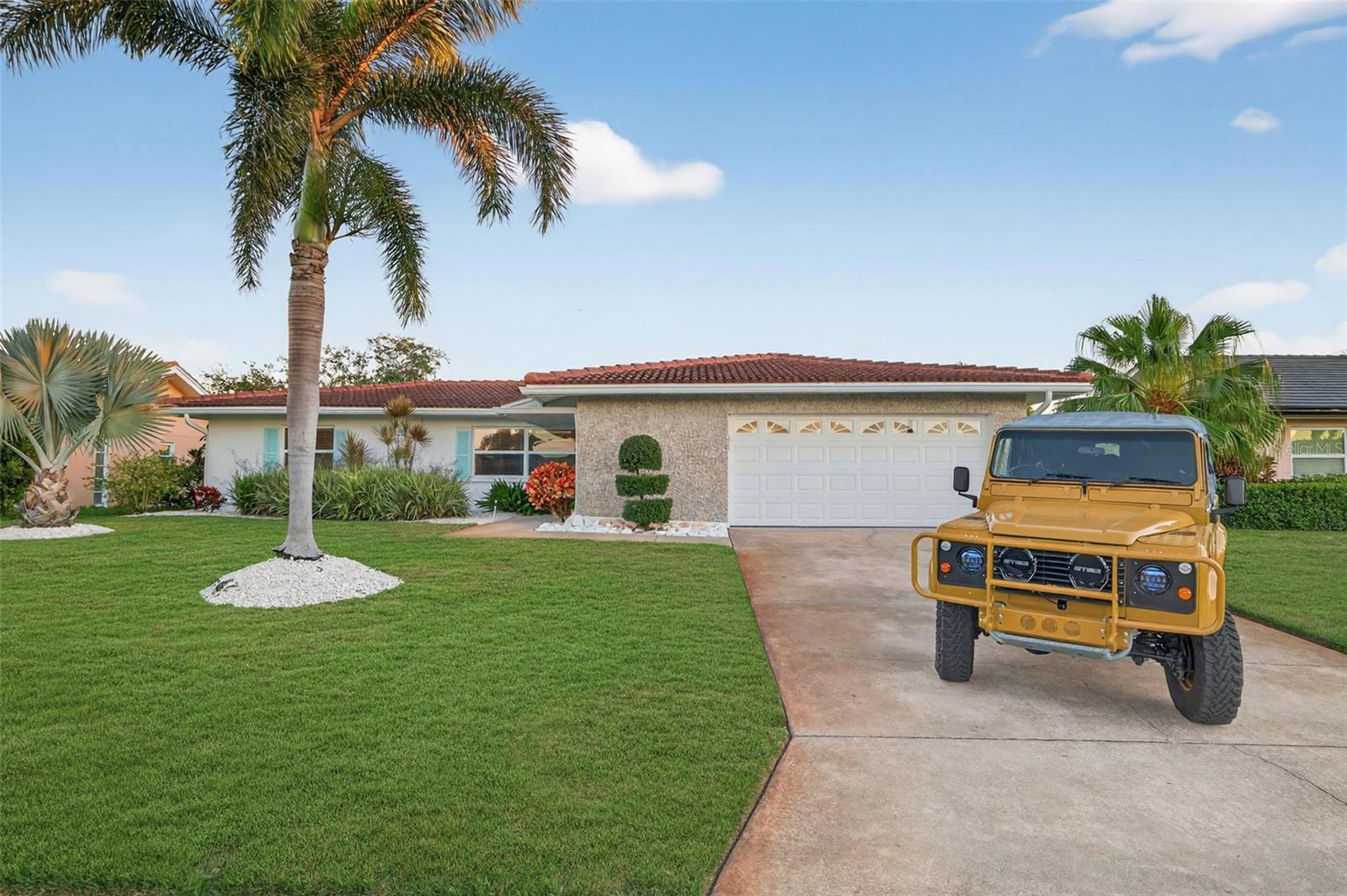 VENETIAN ISLES - Residential