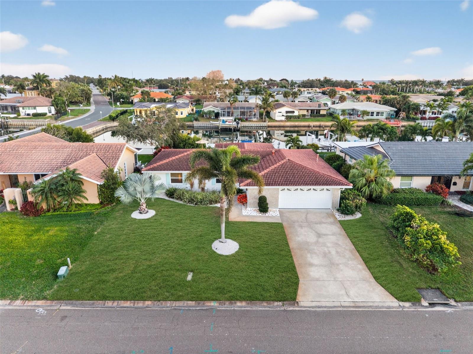 VENETIAN ISLES - Residential