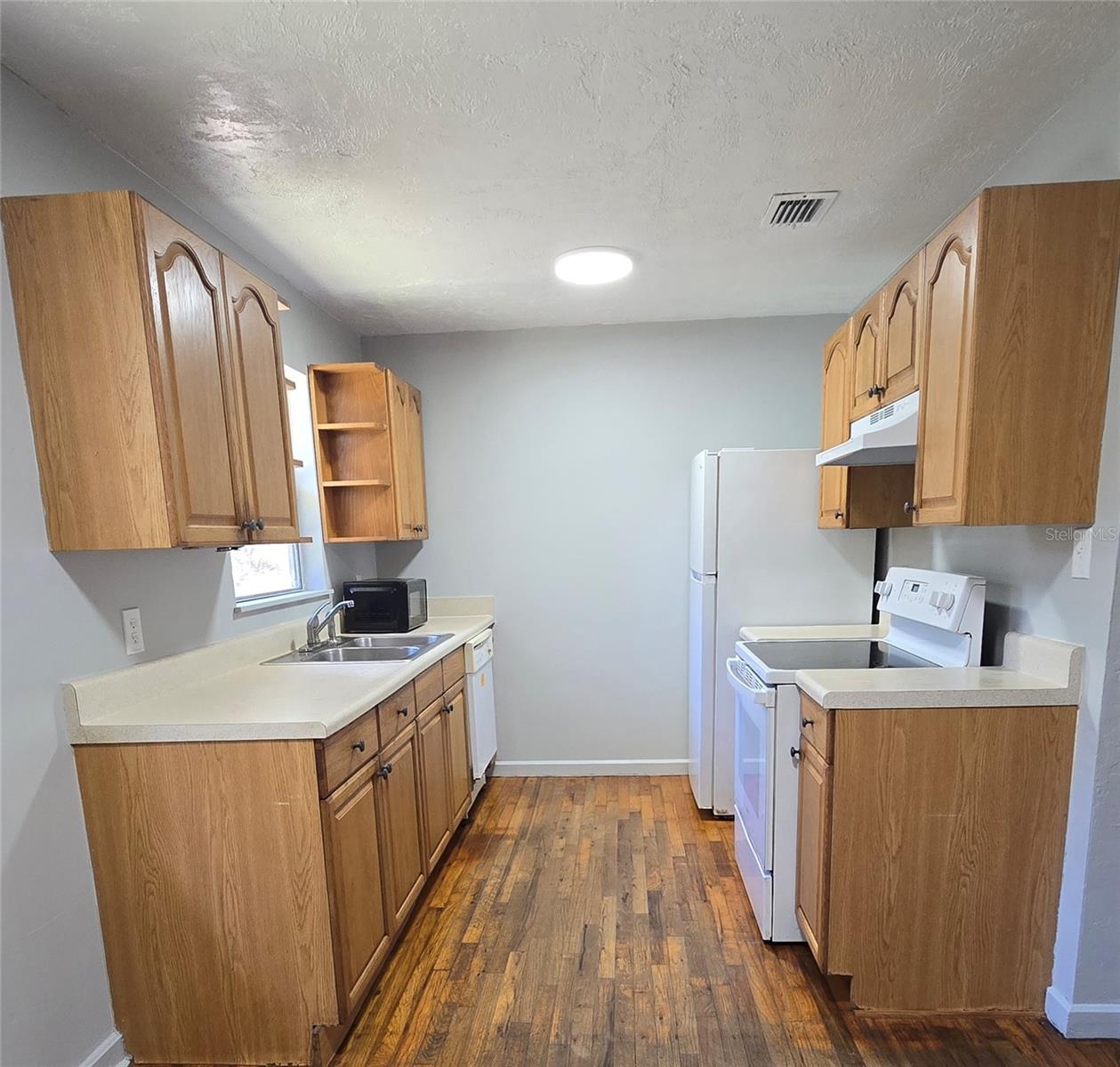 JACKS SUB REP LAKE FOREST EMS - Residential