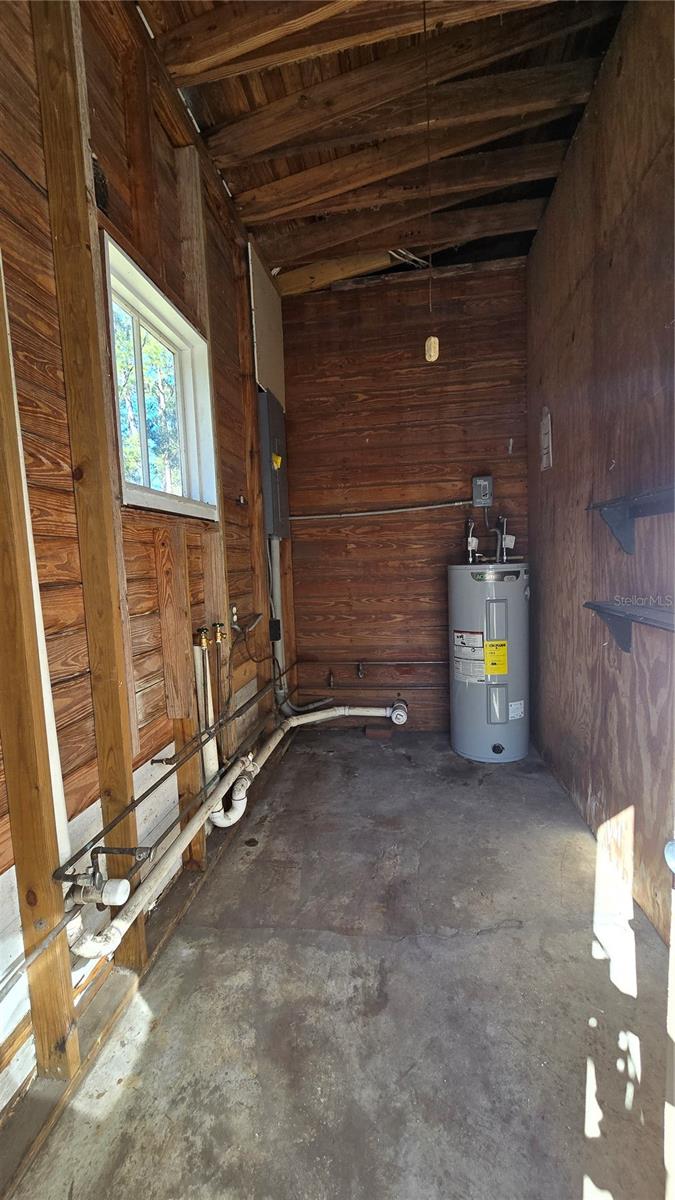 JACKS SUB REP LAKE FOREST EMS - Residential