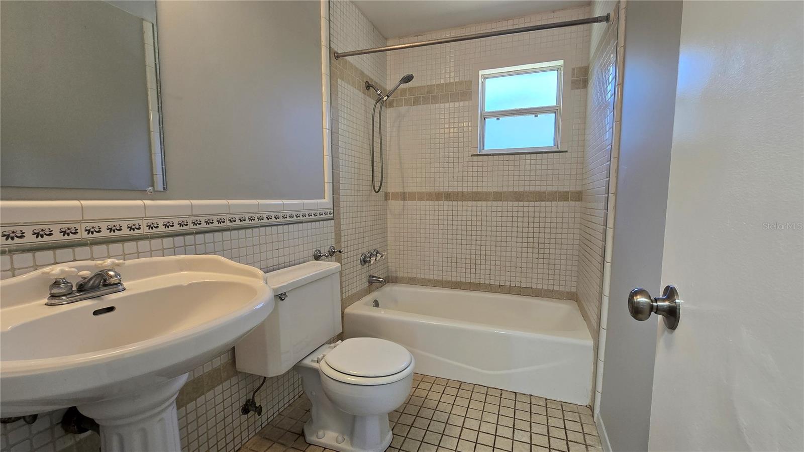 JACKS SUB REP LAKE FOREST EMS - Residential