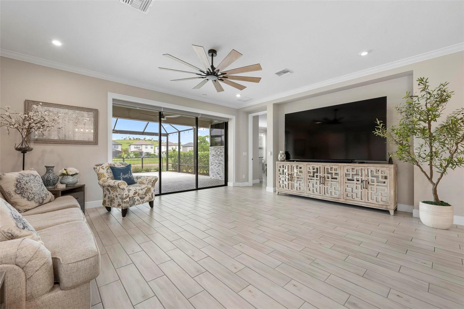 6420 GRANDVIEW HILL COURT