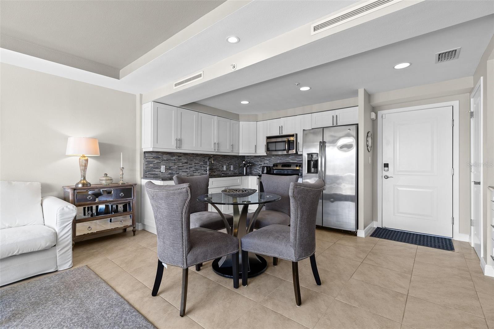 ISLAND WAY TOWERS CONDO - Residential Lease