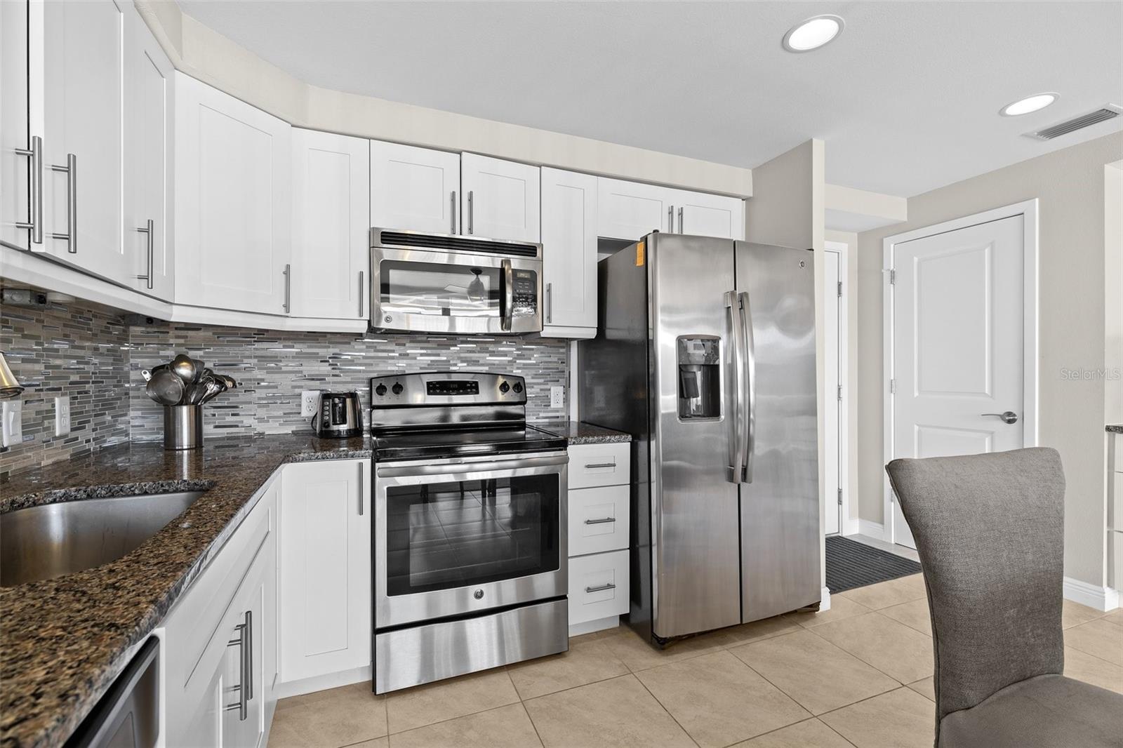 ISLAND WAY TOWERS CONDO - Residential Lease