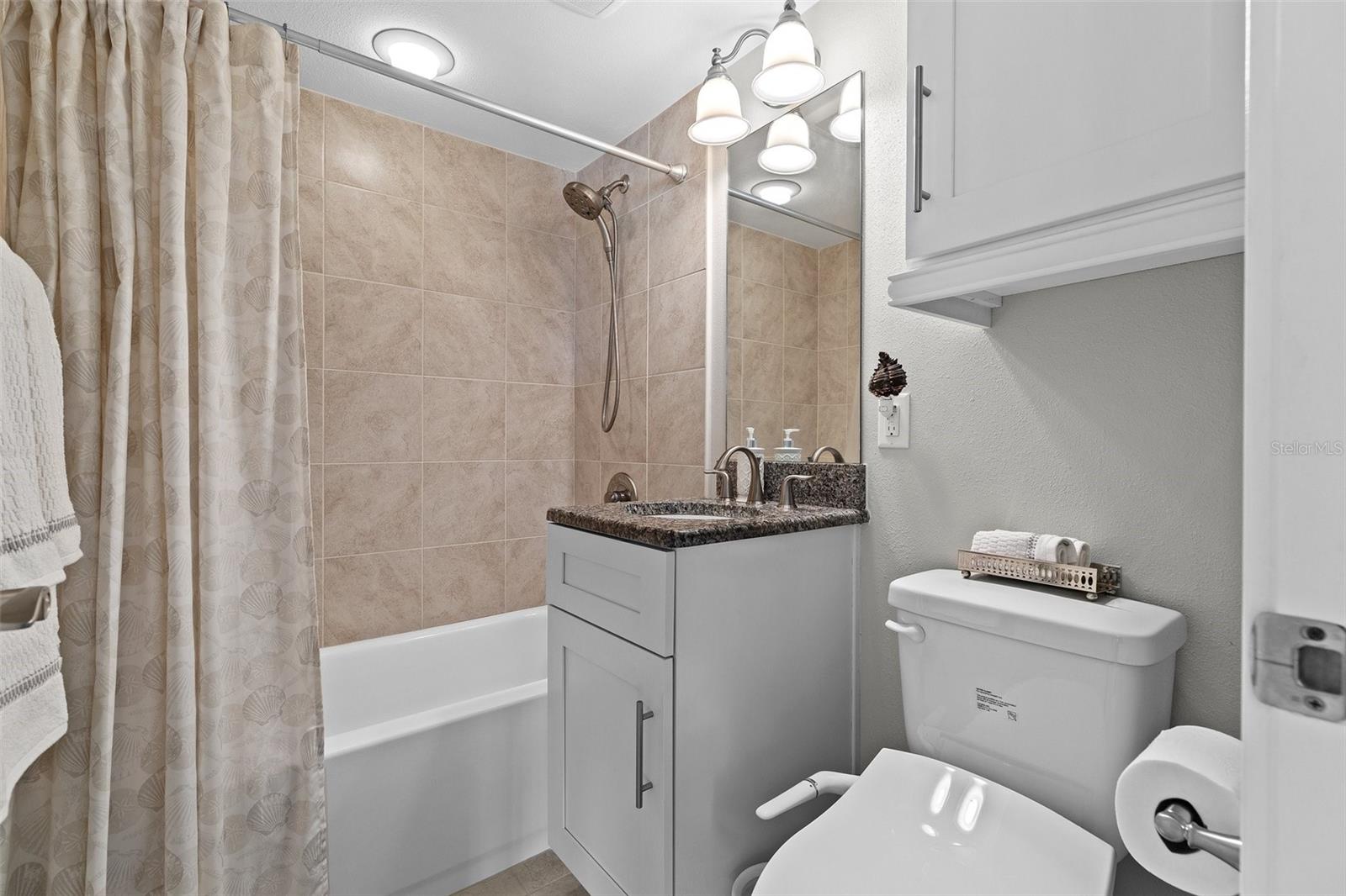 ISLAND WAY TOWERS CONDO - Residential Lease