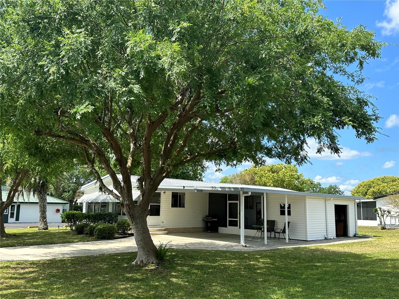 9 N BOBWHITE ROAD