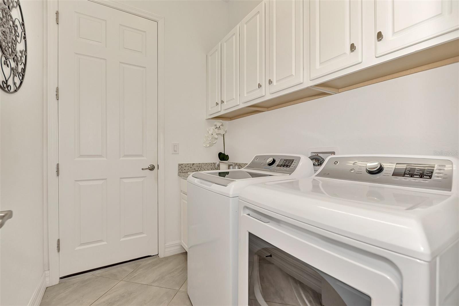 SARASOTA NATIONAL PH 13-C - Residential