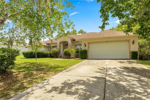Photo of 5061 SW 109th Loop, Ocala, FL 34476 (MLS # OM707004)