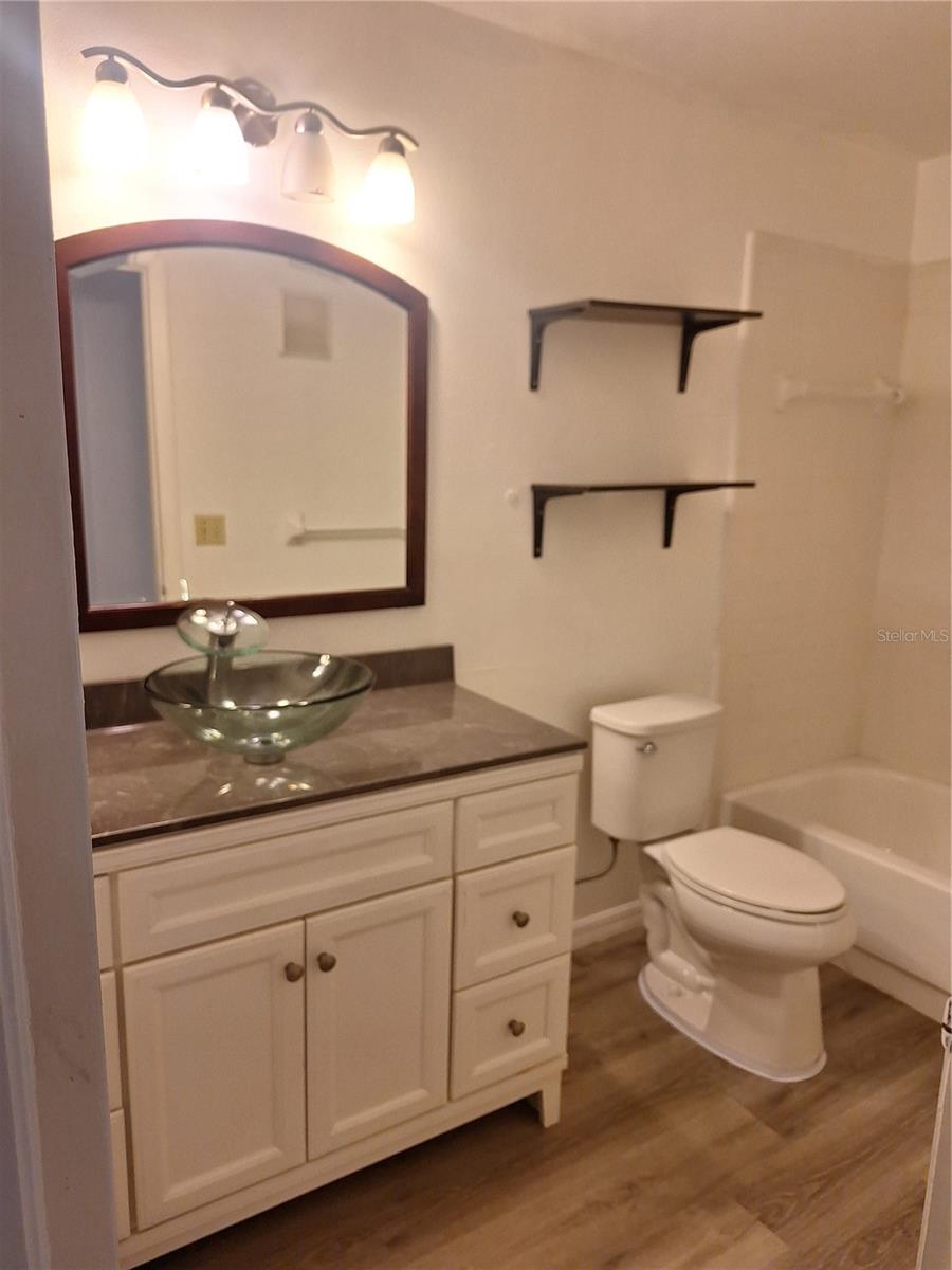 RAINTREE VILLAGE CONDO N - Residential