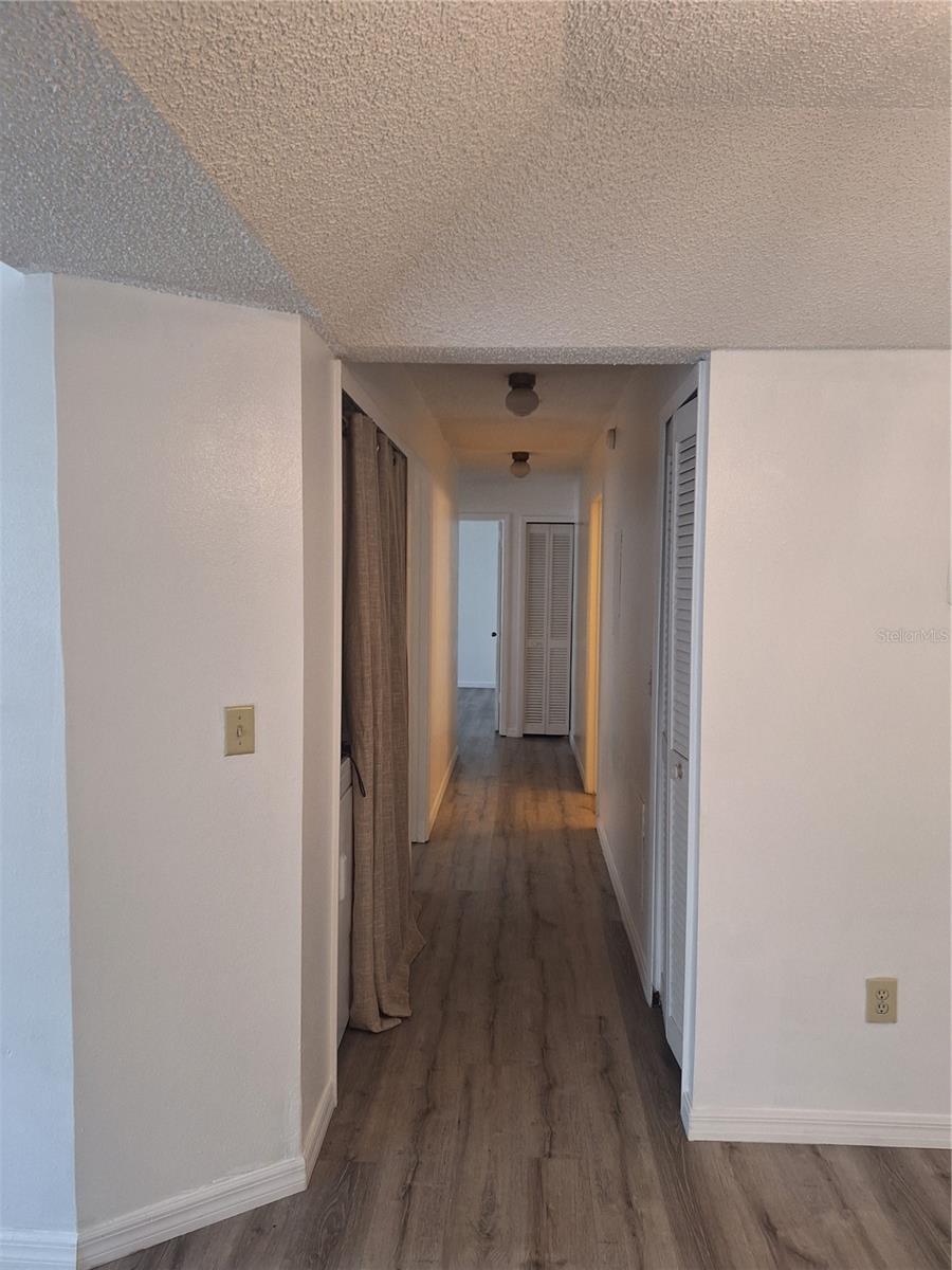 RAINTREE VILLAGE CONDO N - Residential