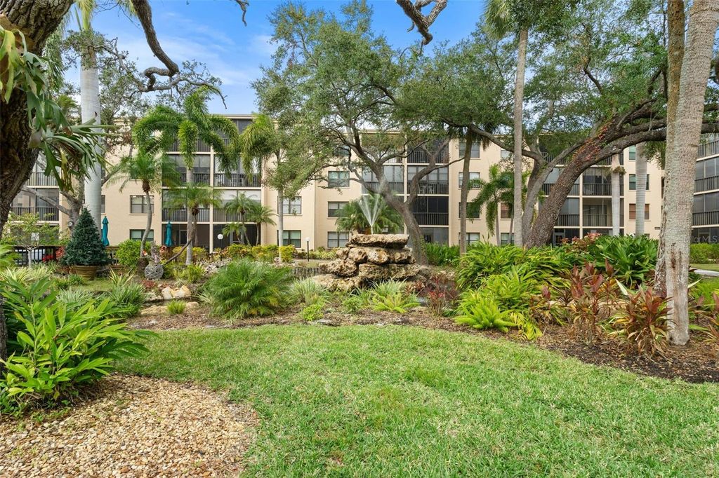 Photo of 515 30th Ave Ave W #H410, Bradenton, FL 34205 (MLS # A4643959)