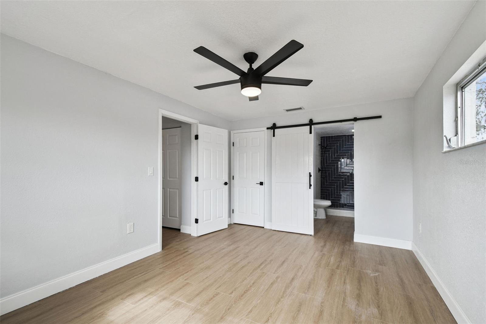 BAYWOOD VILLAGE SEC 4 - Residential