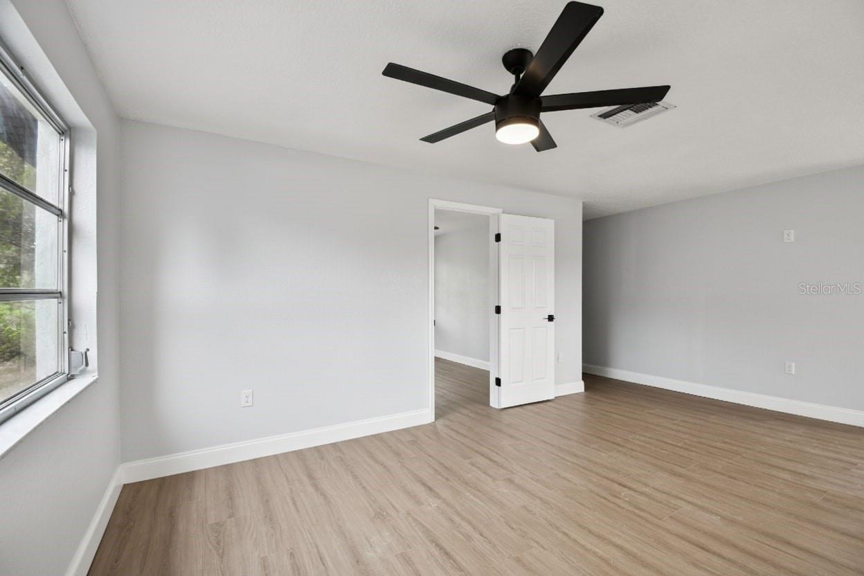 BAYWOOD VILLAGE SEC 4 - Residential