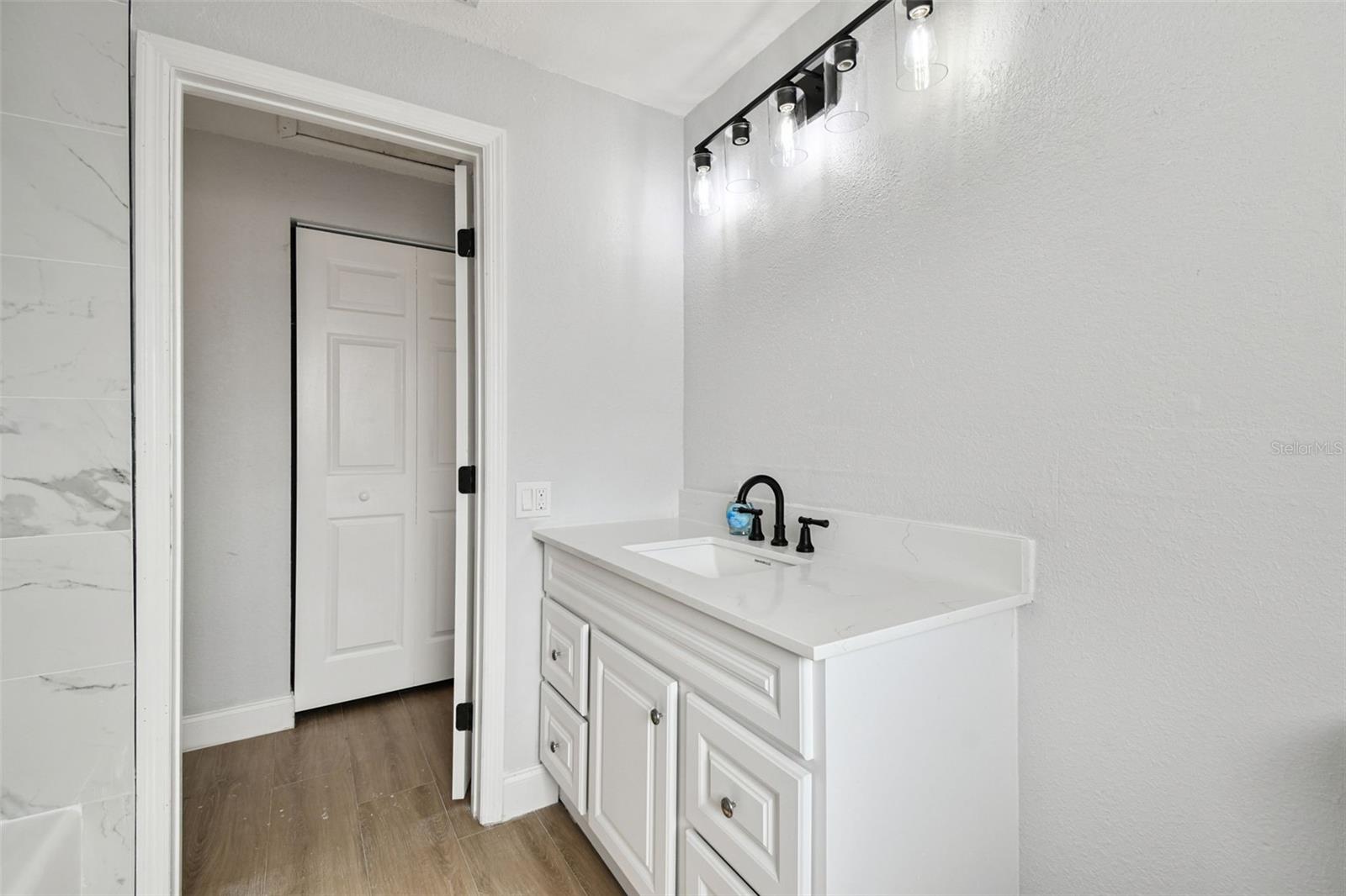 BAYWOOD VILLAGE SEC 4 - Residential