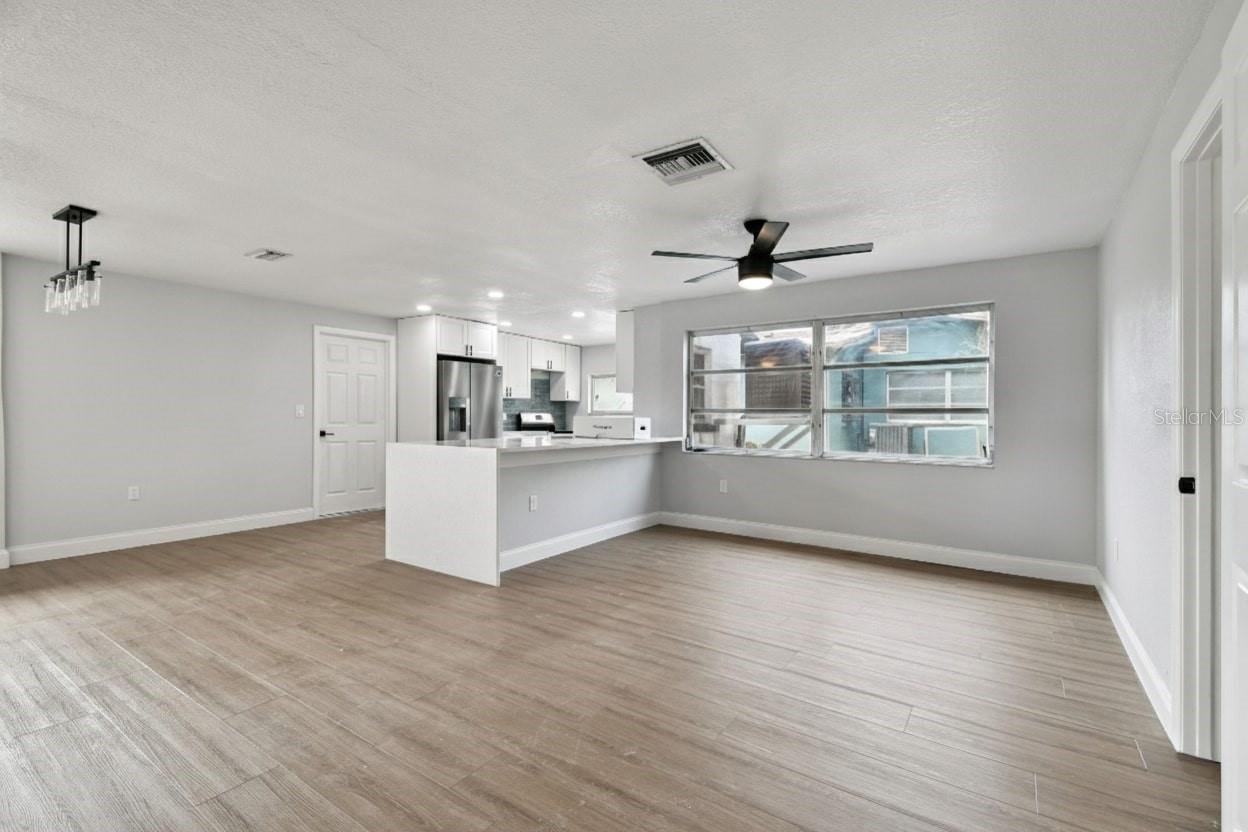 BAYWOOD VILLAGE SEC 4 - Residential