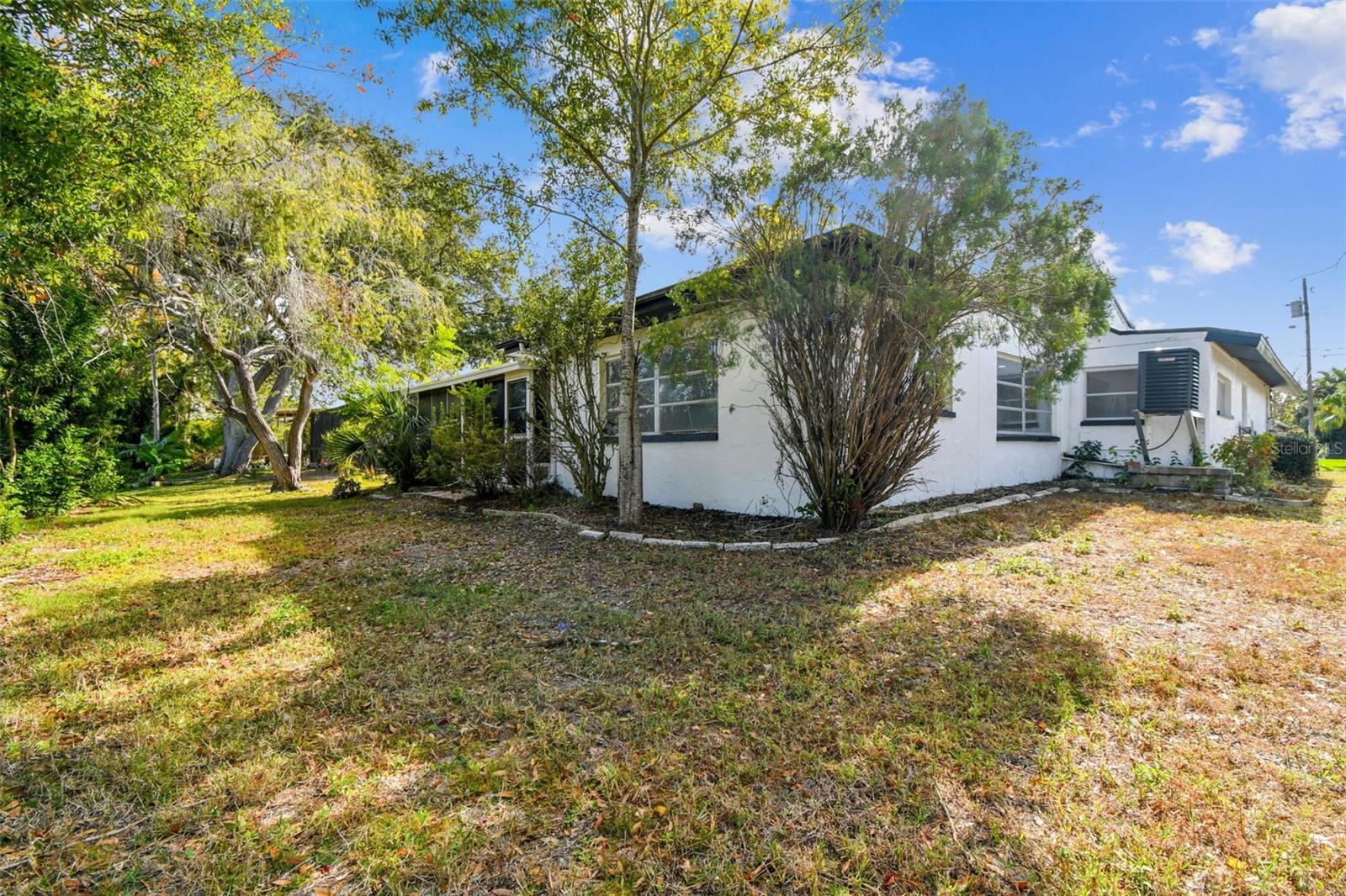 BAYWOOD VILLAGE SEC 4 - Residential