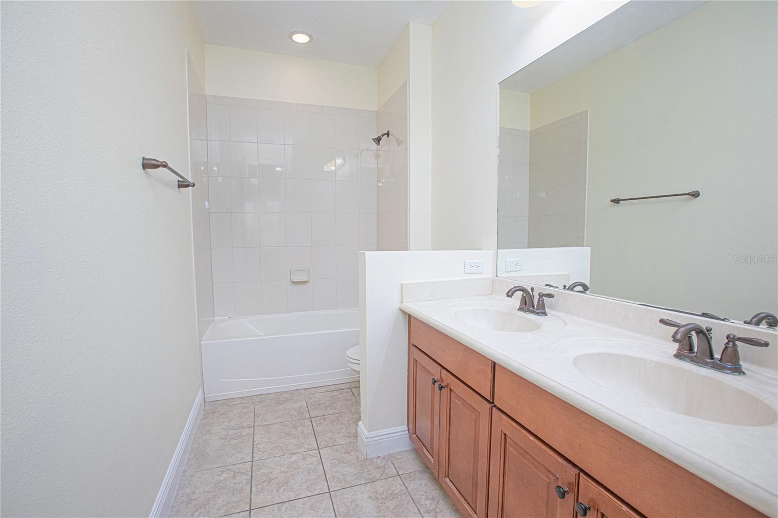 PARKSIDE PH 1 - Residential Lease