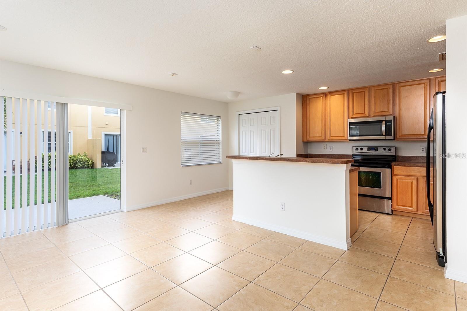 HAWTHORNE GLEN TWNHMS - Residential