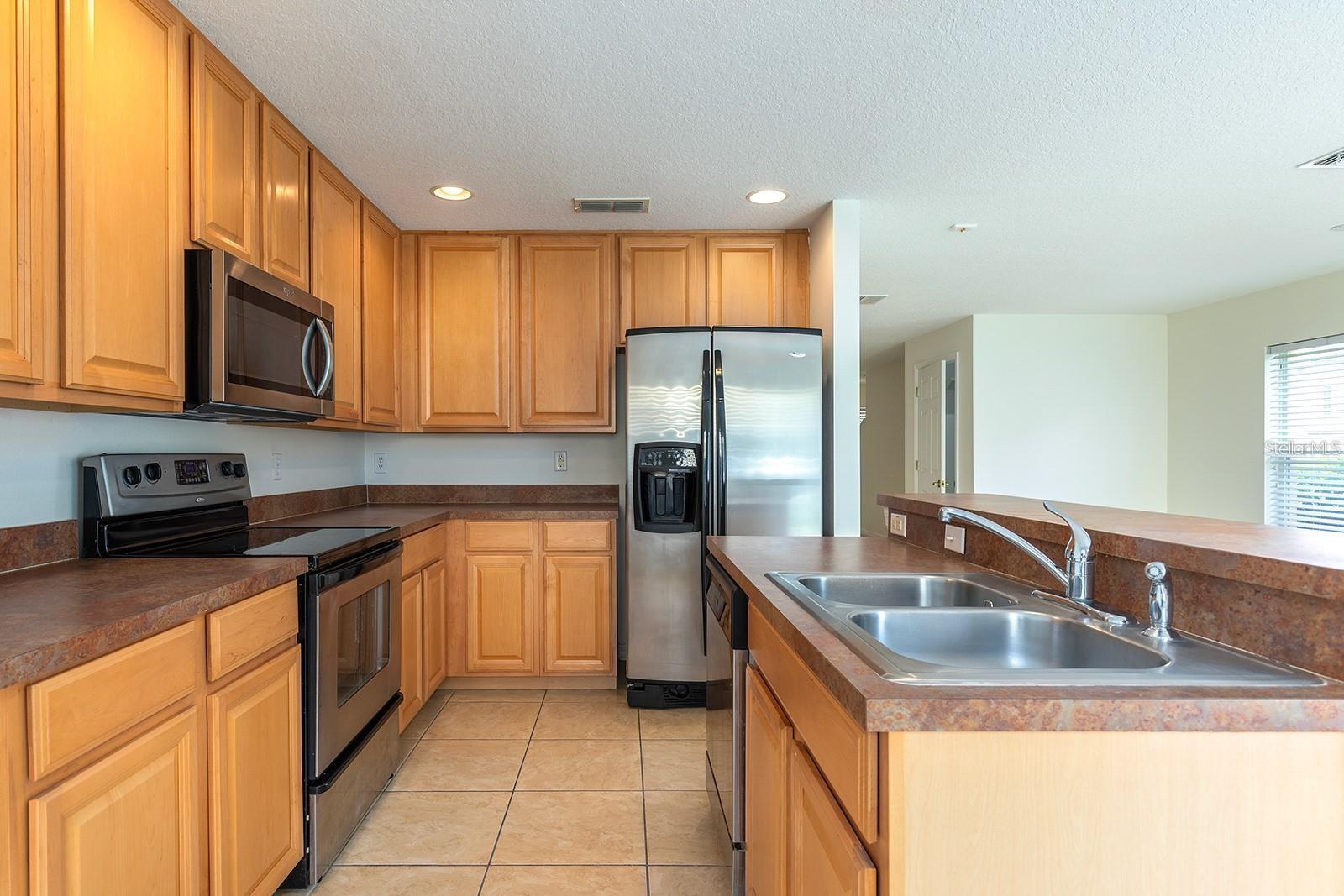 HAWTHORNE GLEN TWNHMS - Residential