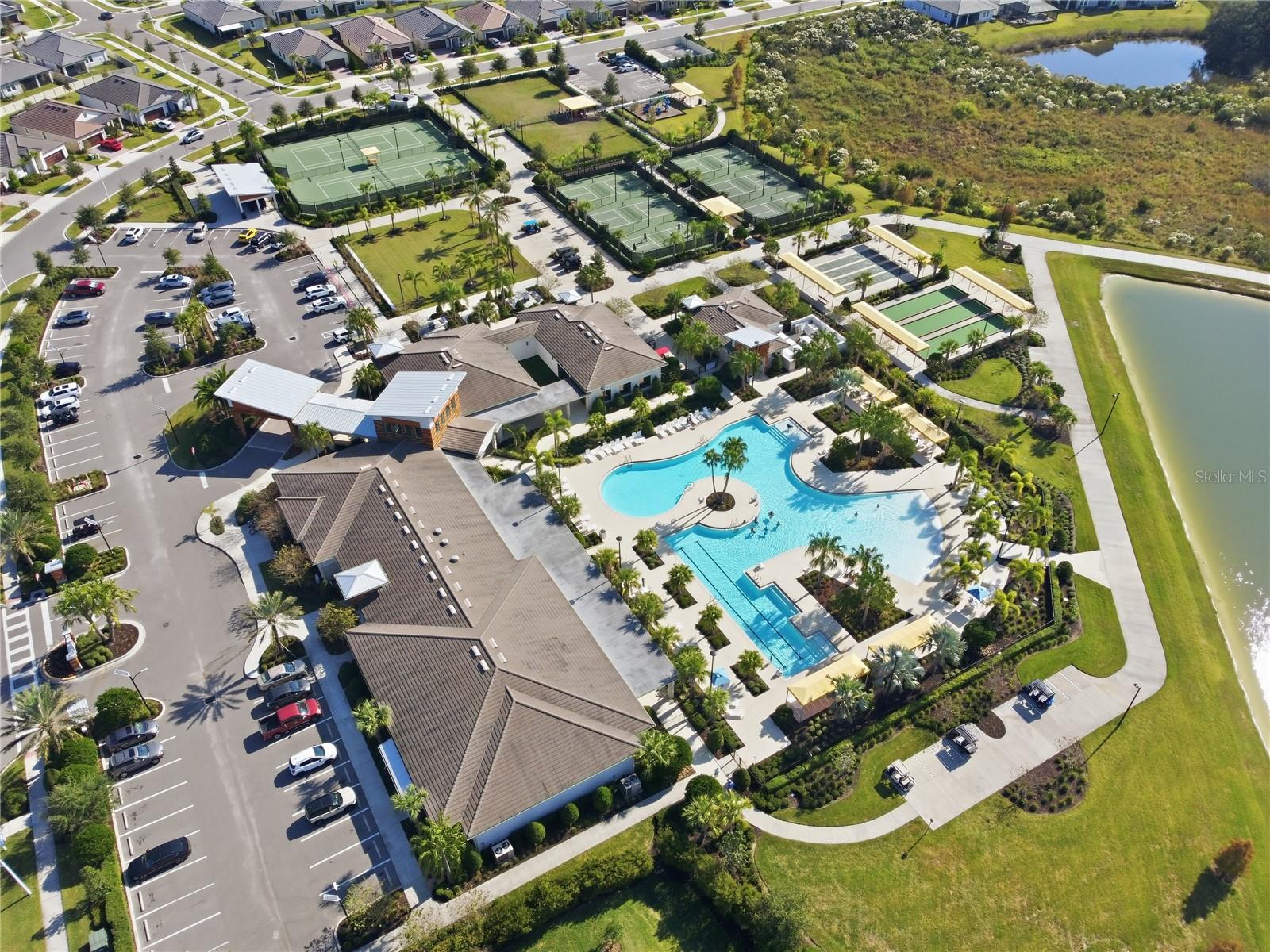 MIRADA ACTIVE ADULT - Residential
