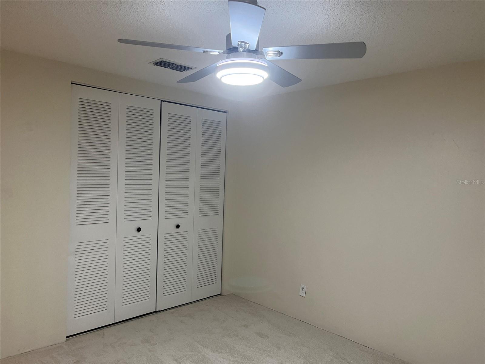 VILLAS AT COUNTRYSIDE THE - Residential