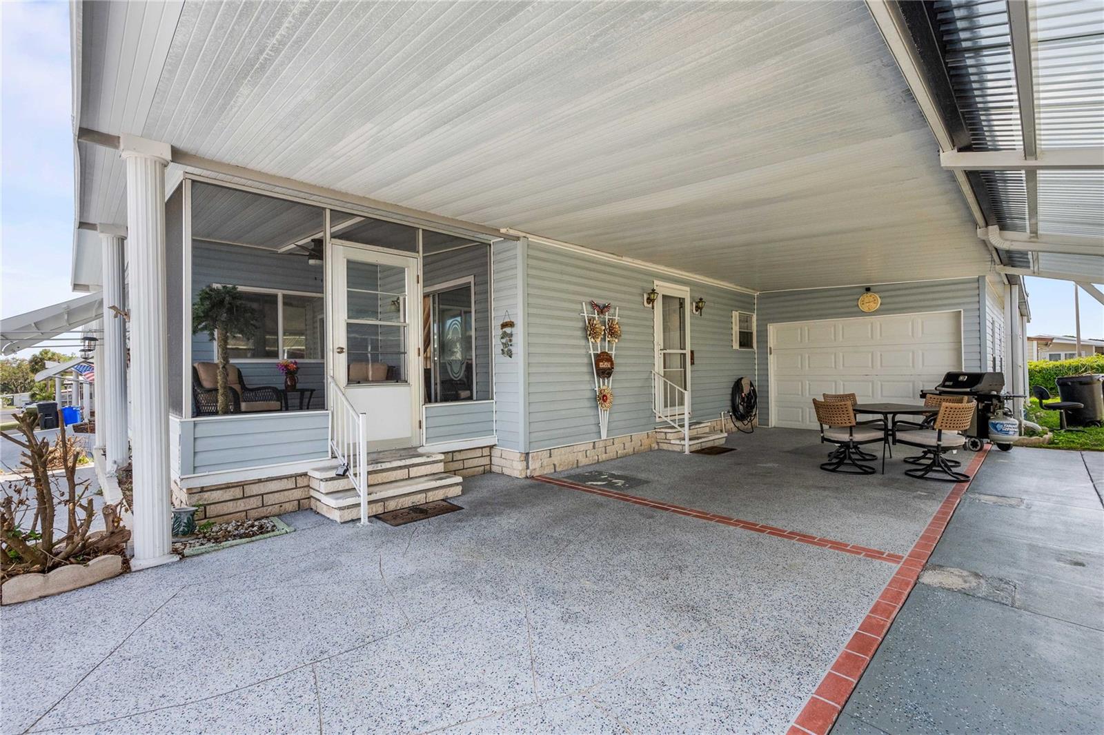 SPANISH TRAILS VILLAGE CONDO - Residential