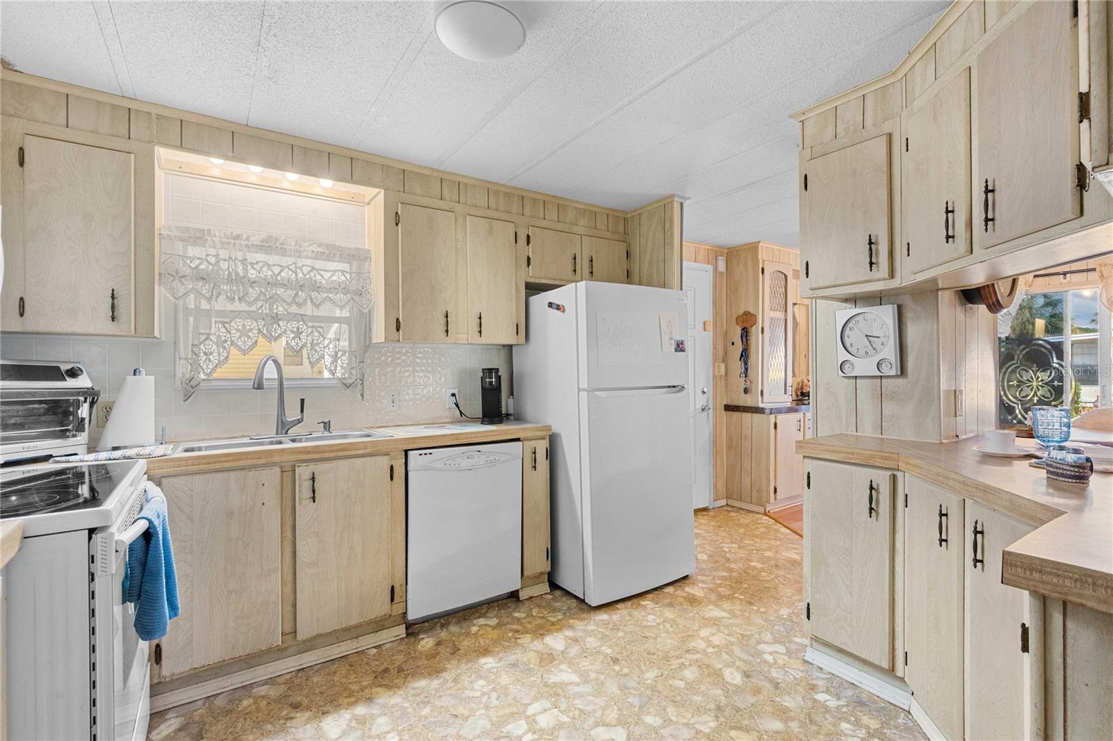 SPANISH TRAILS VILLAGE CONDO - Residential