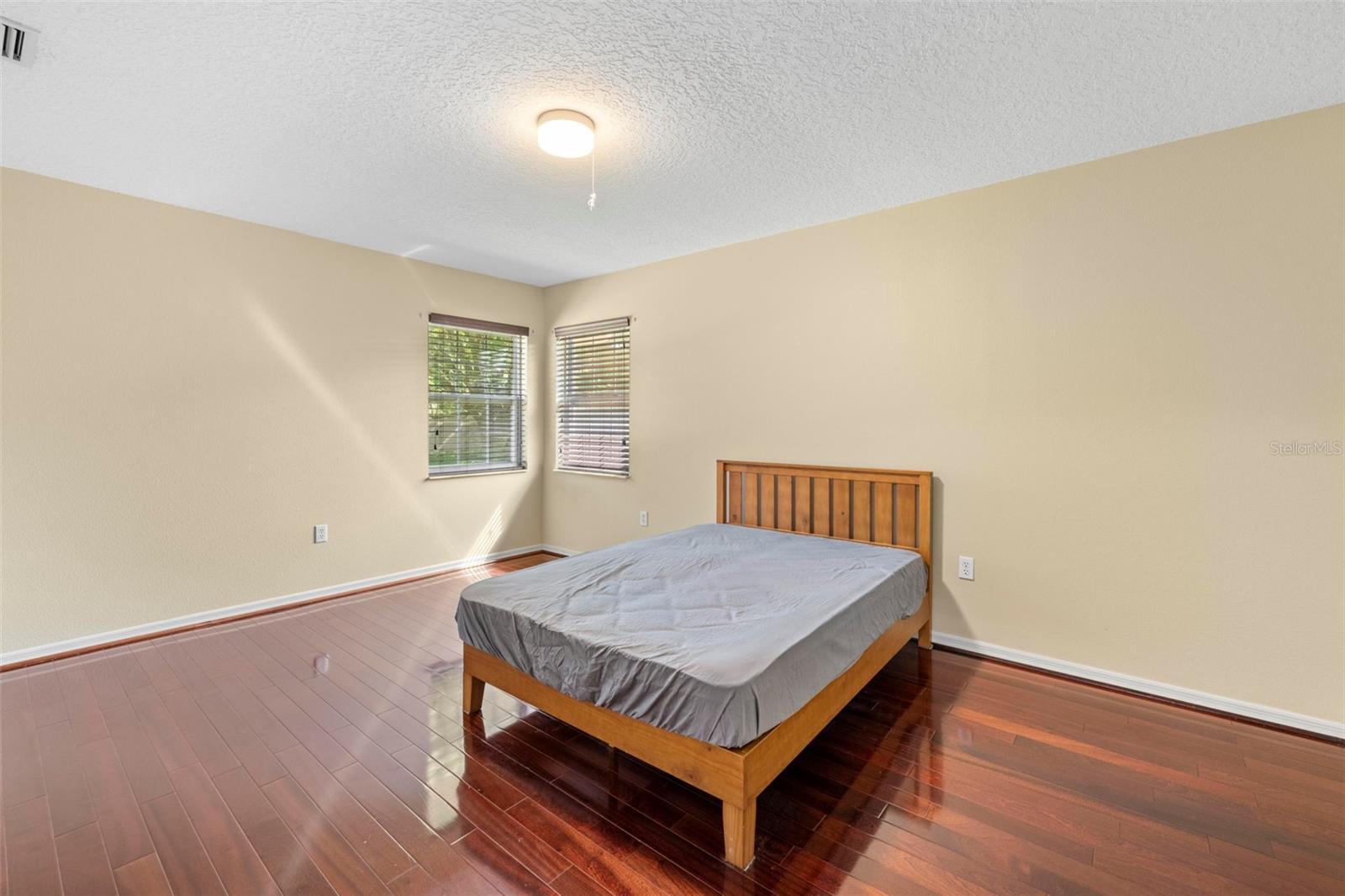 PRISTINE PLACE PH 1 - Residential