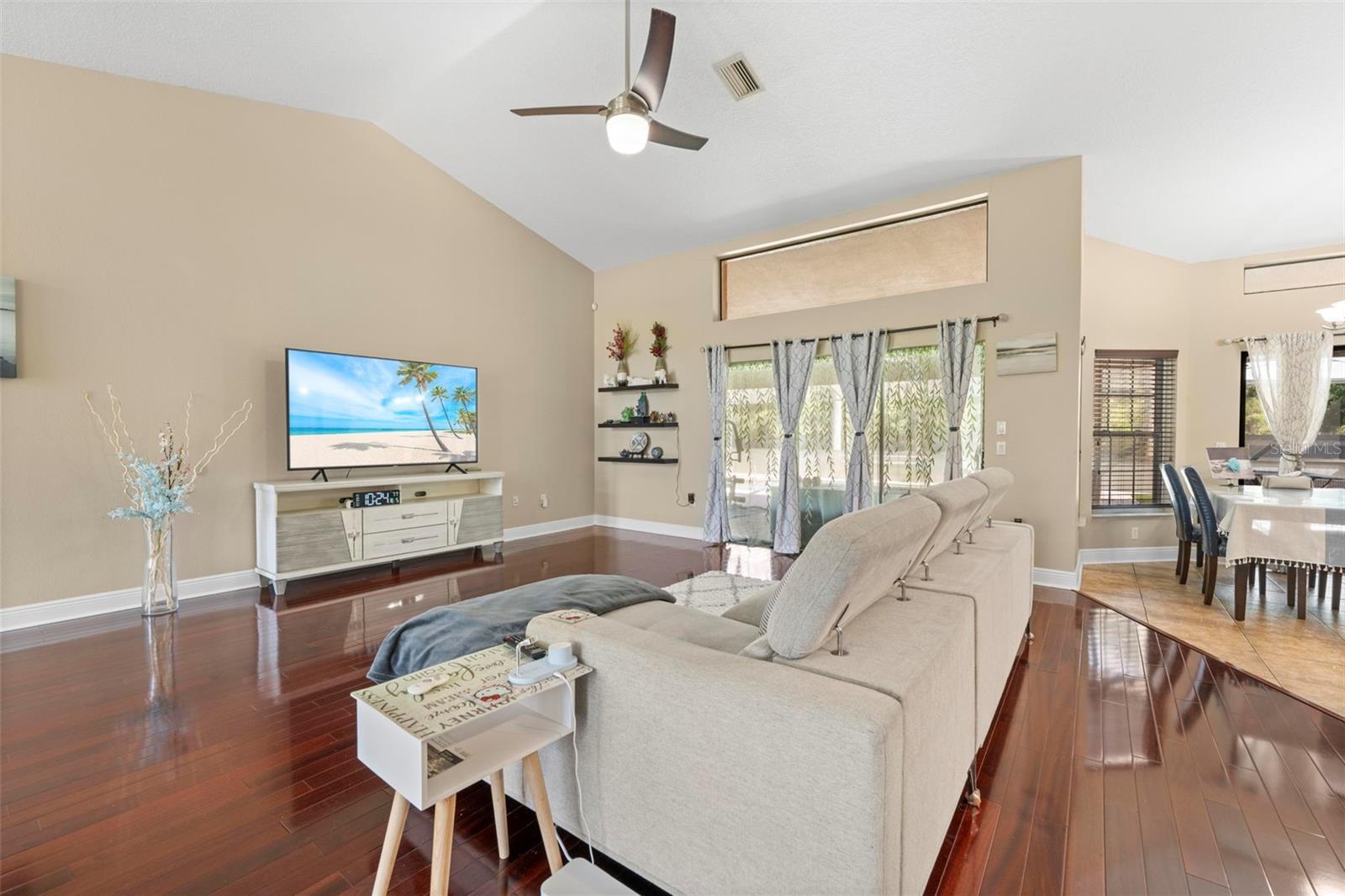 PRISTINE PLACE PH 1 - Residential