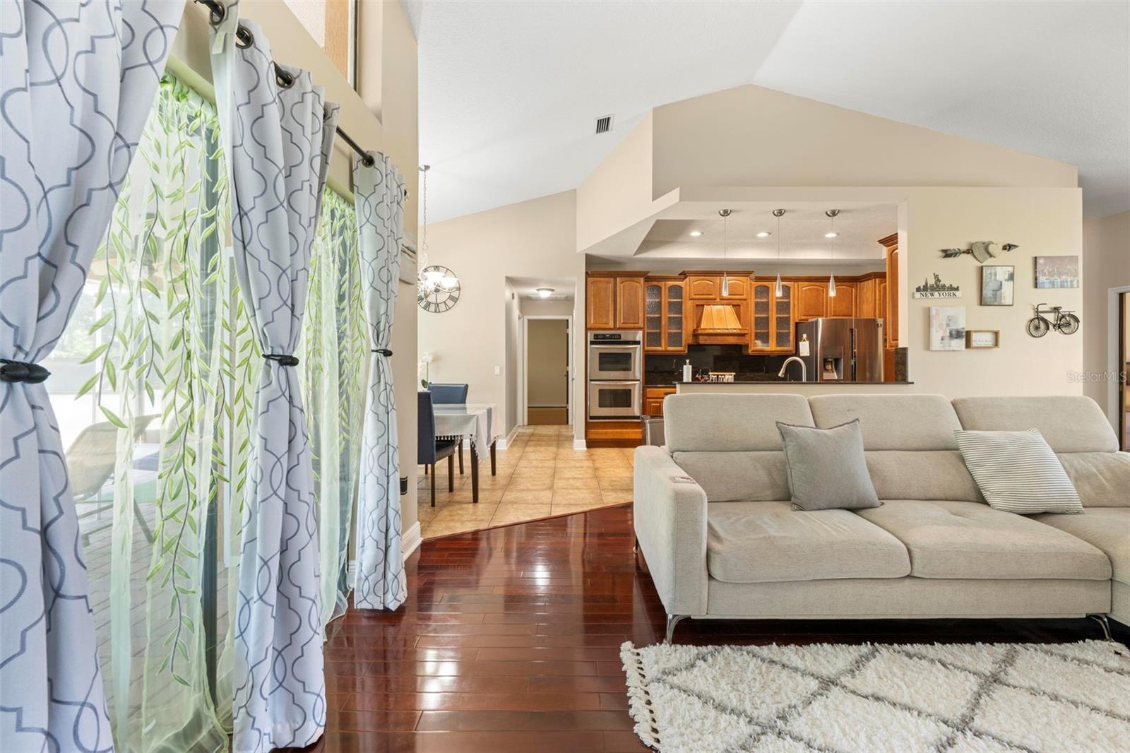 PRISTINE PLACE PH 1 - Residential