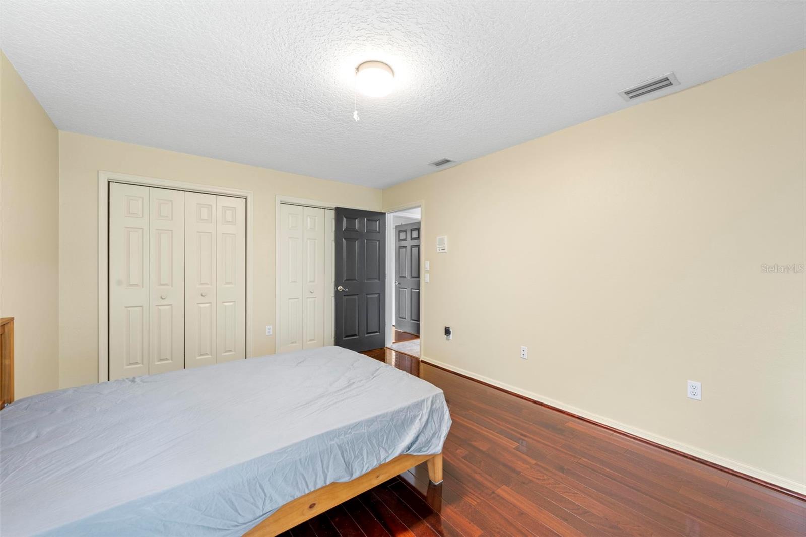 PRISTINE PLACE PH 1 - Residential