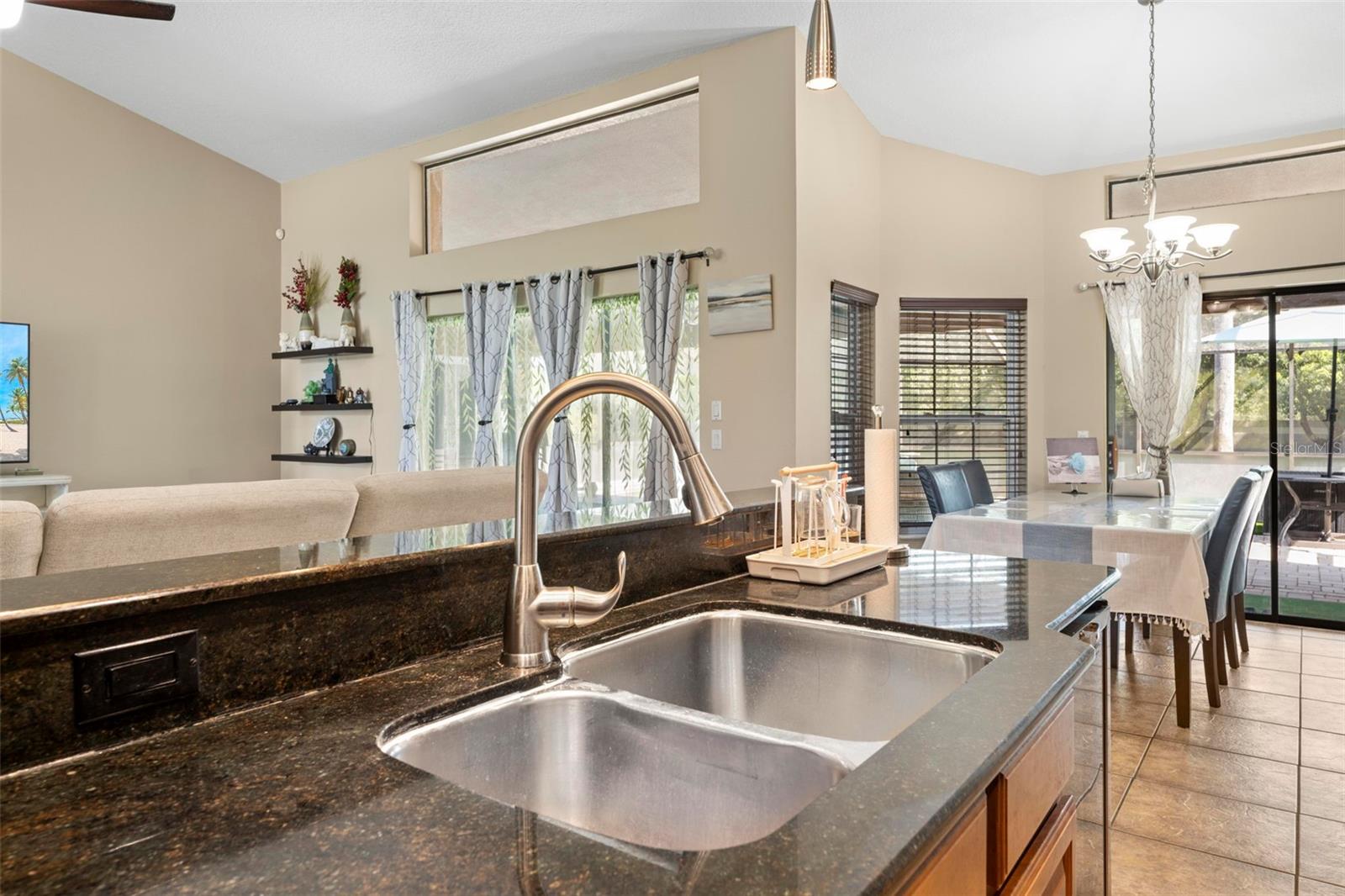 PRISTINE PLACE PH 1 - Residential