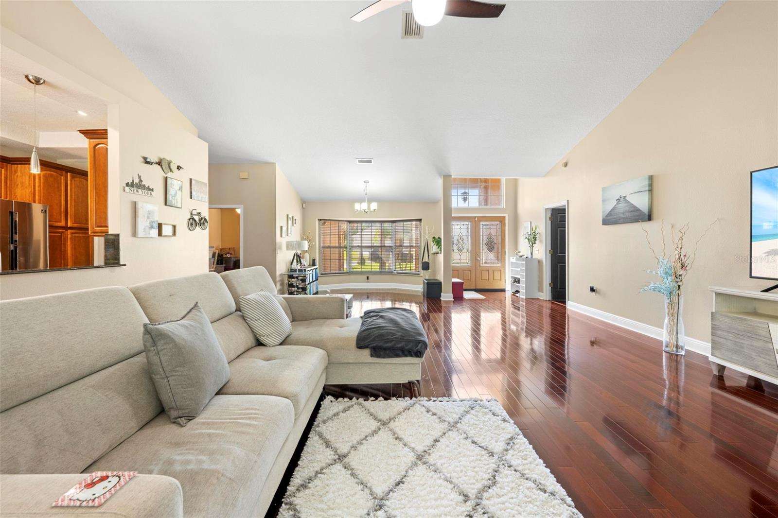 PRISTINE PLACE PH 1 - Residential