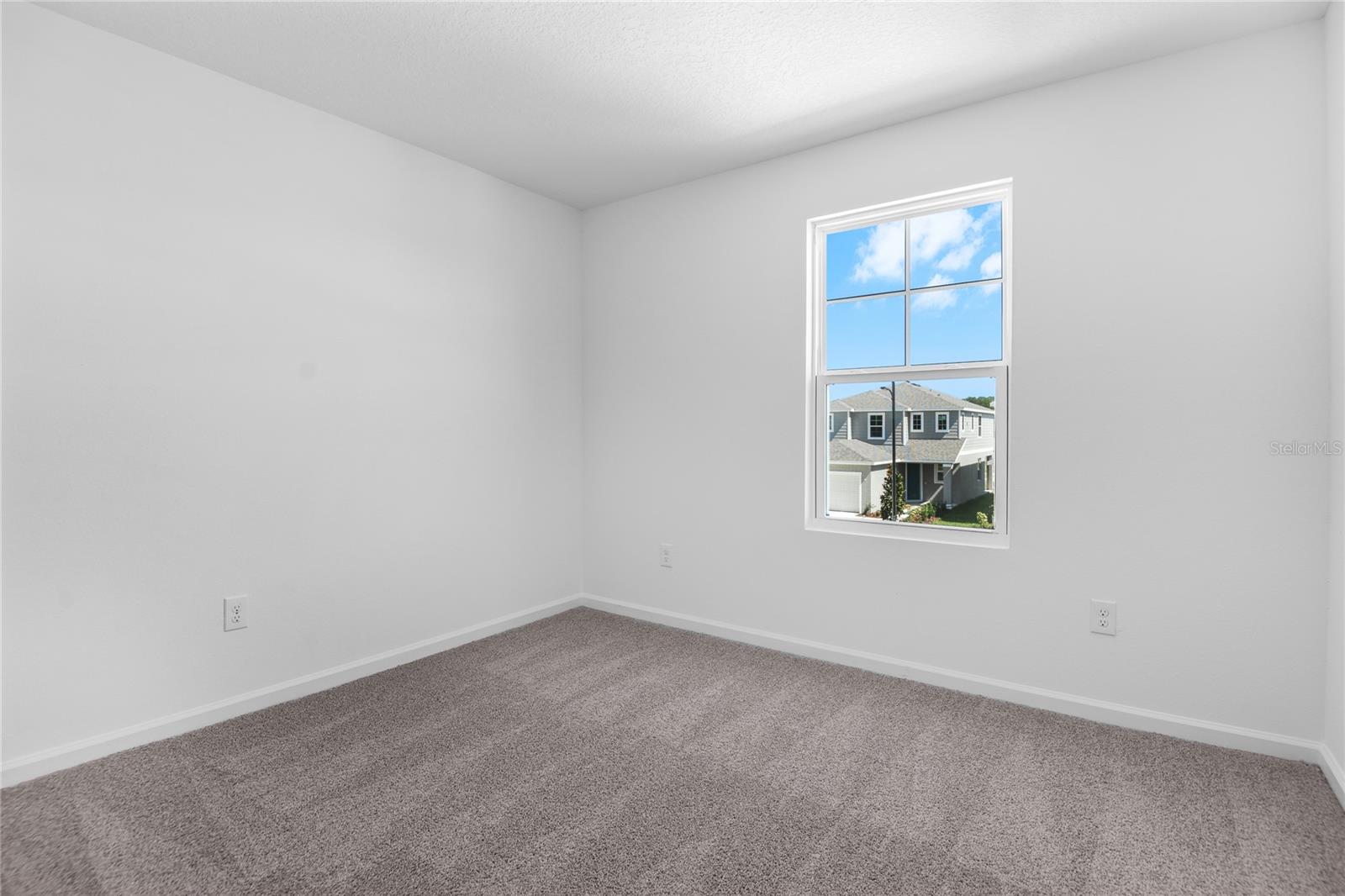 SEASONS AT AURORA OAKS - Residential