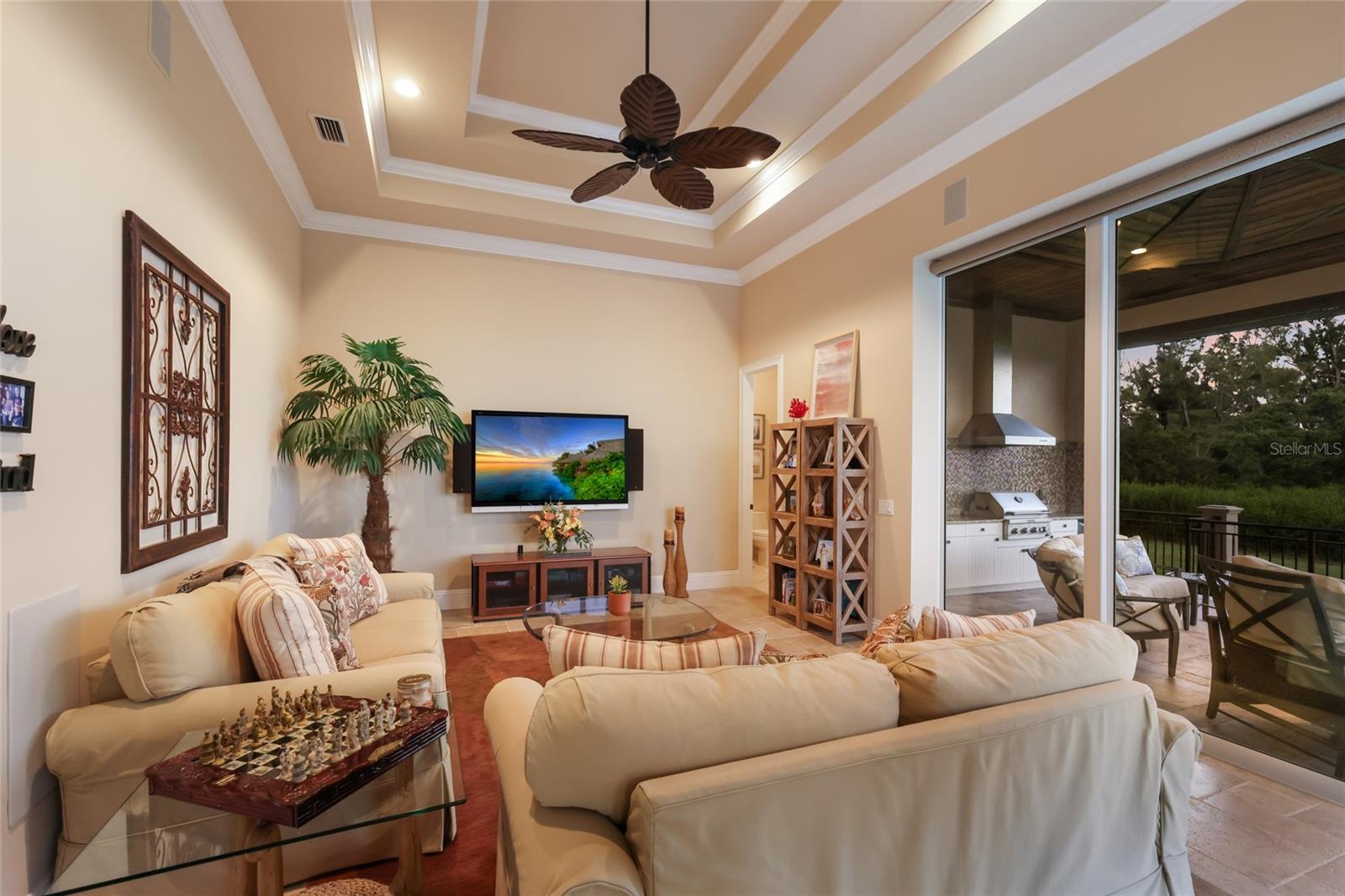 PALMA SOLA POINTE - Residential