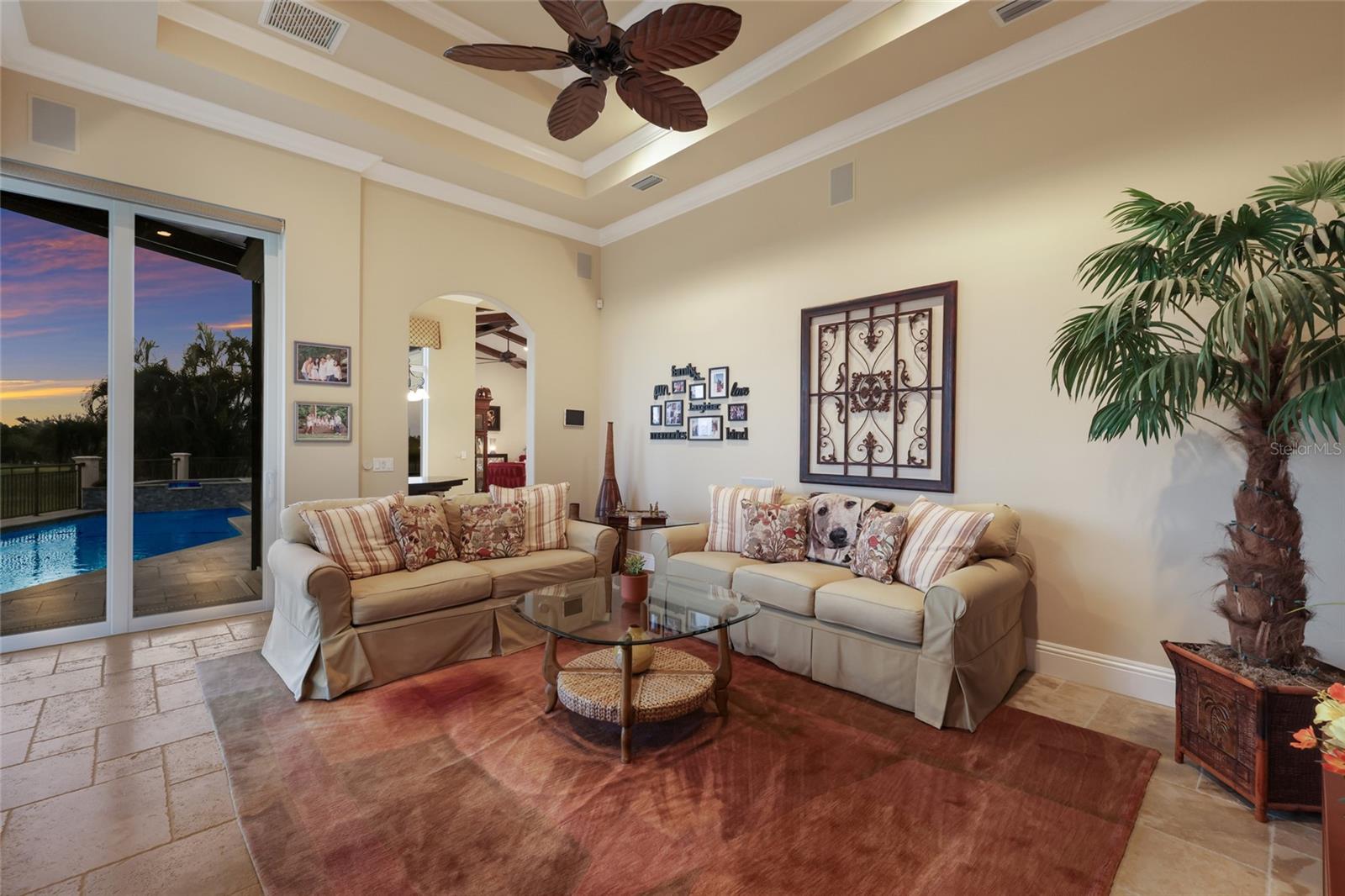 PALMA SOLA POINTE - Residential