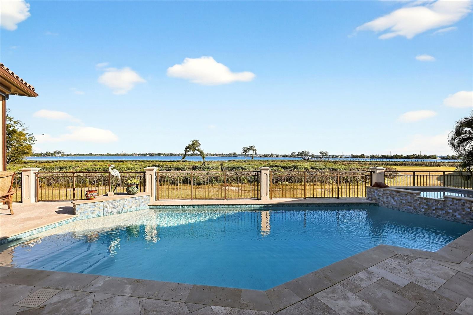 PALMA SOLA POINTE - Residential