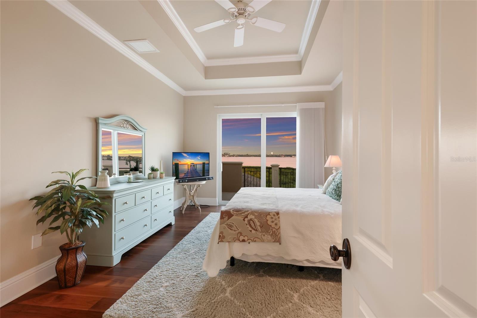 PALMA SOLA POINTE - Residential