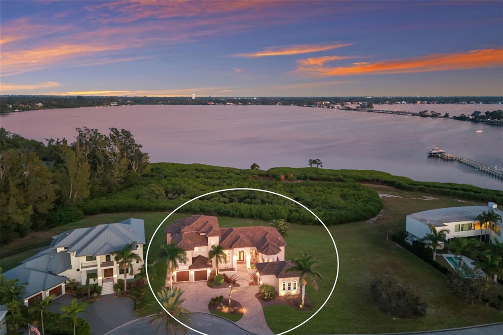 PALMA SOLA POINTE - Residential