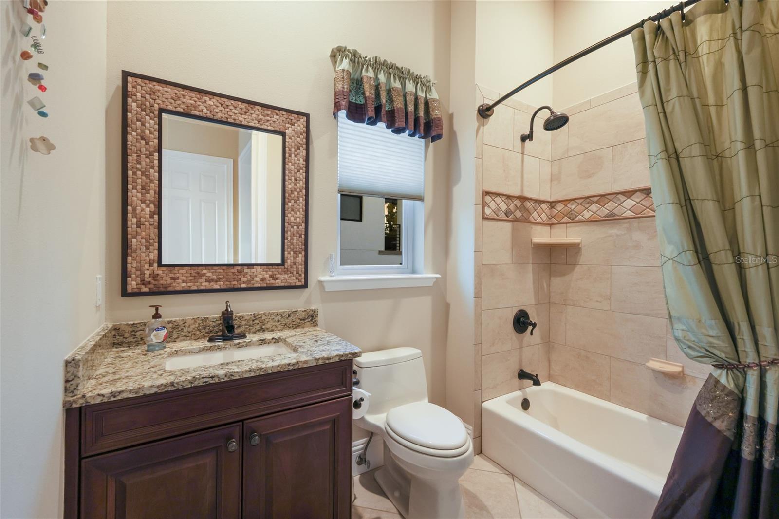 PALMA SOLA POINTE - Residential